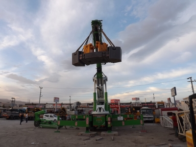 On-Board Mobile Cranes